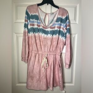 Winslow Women's Curvy Size 1X Long Sleeve Tie Waist Romper‎ Multi Color Comfy